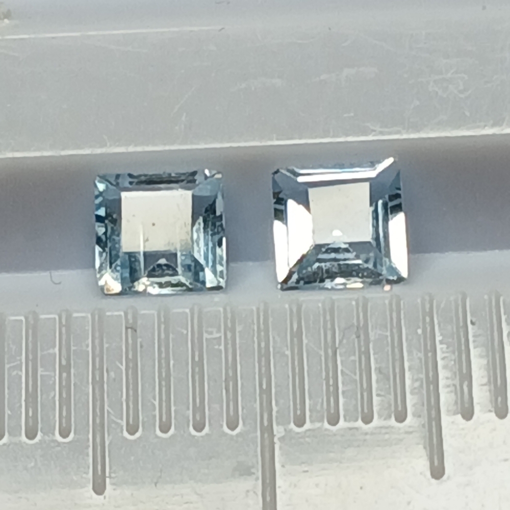 Adorable Princess Cut Blue Topaz Gemstones 4mm